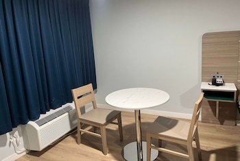 Travelodge by Wyndham Fairplex Pomona