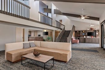 AmericInn by Wyndham Crookston U of M Crookston