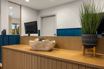 Sonesta Simply Suites Irvine East Foothill
