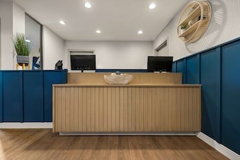Sonesta Simply Suites Irvine East Foothill