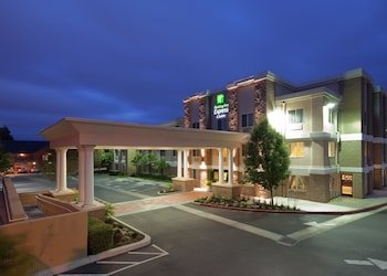 Holiday Inn Express & Suites Livermore