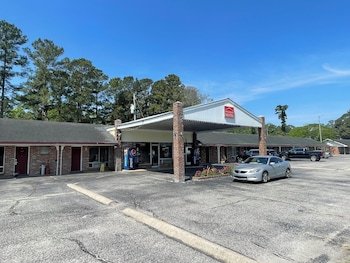 Holiday Motel