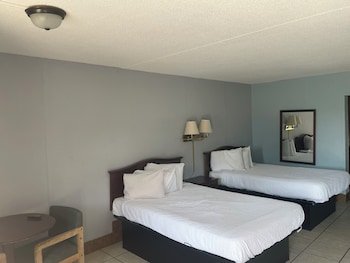 Holiday Motel