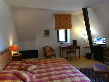 Le St Barnabe Hotel & Spa