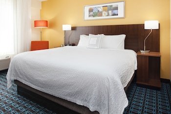 Fairfield Inn & Suites Macon