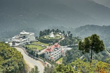 Club Mahindra Kandaghat Resort