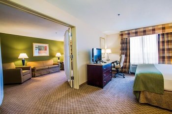 Holiday Inn Kansas City Airport