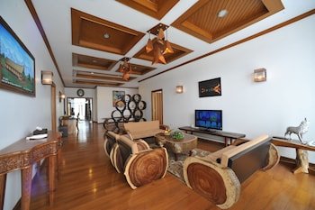 Myitkyina Palm Spring Resort Hotel