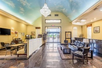 Quality Suites North
