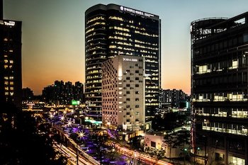 Hotel Manu