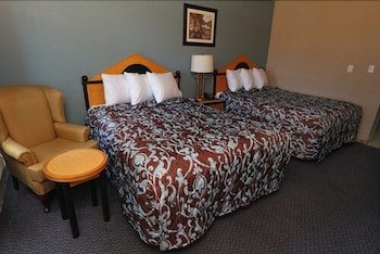 Knights Inn Sudbury