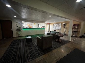 Super 8 by Wyndham West Point