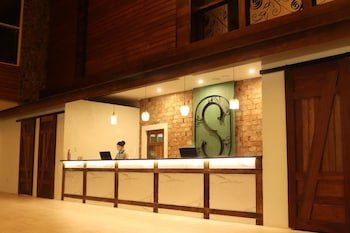 Sola Hotel
