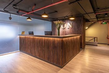 Bon 17 Hotel
