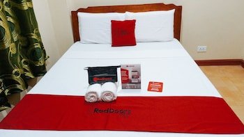 Celbyrne Pension Hauz by RedDoorz