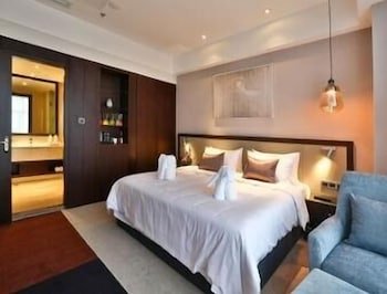 Ramada Encore by Wyndham Guanghan