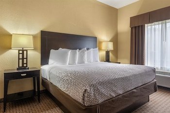 Best Western Bastrop Pines Inn