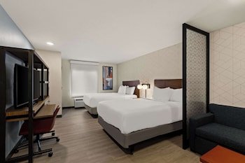 Everhome Suites Temecula