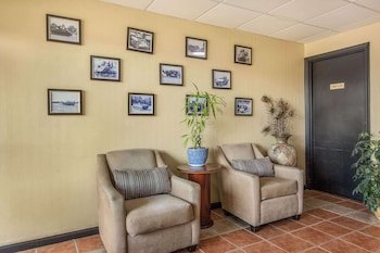 Econo Lodge Fort Knox