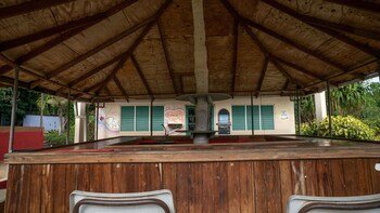 Santa Crest Hotel
