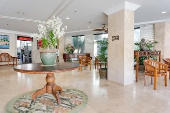 Waikiki Grand Hotel