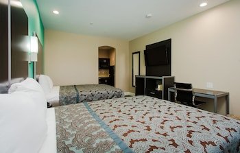 Crystal Inn & Suites Willowbrook Mall