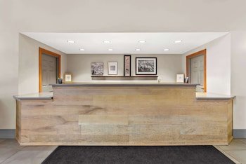 Country Inn & Suites by Radisson, Portage, IN