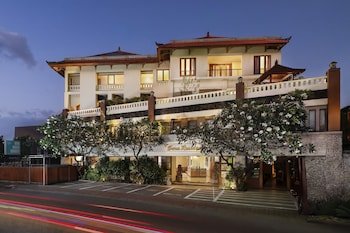 Sara Residence