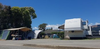 Richmond Motel & Top 10 Holiday Park