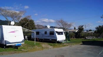 Richmond Motel & Top 10 Holiday Park