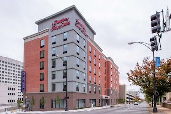 Hampton Inn & Suites Winston Salem Downtown