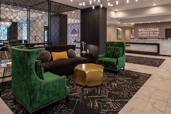Hampton Inn & Suites Winston Salem Downtown