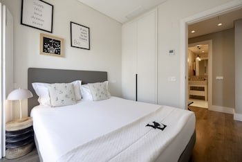 Lisbon Best Apartments - Chiado Mercy