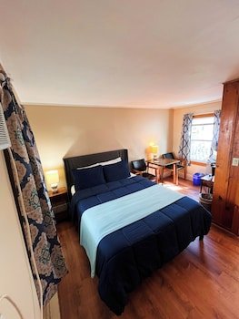 Blue Jay Motel