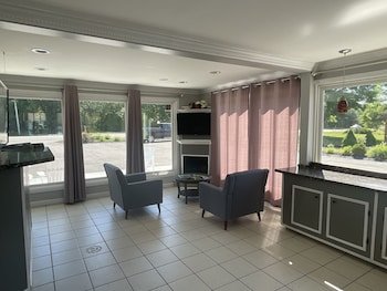 Aquastar Inn At Westerly