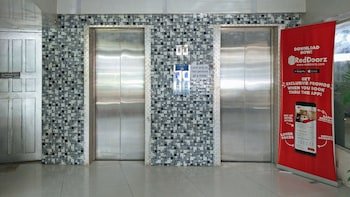 RedDoorz Plus Near UV Mandaue Cebu