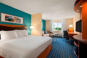Fairfield Inn Lansing West