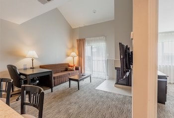 Craigshire Suites - Arlington