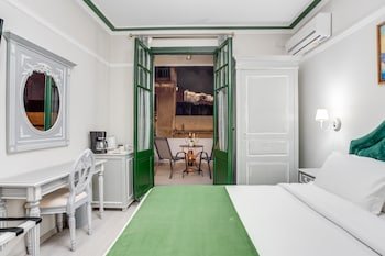 Pandrosos Divine Suites