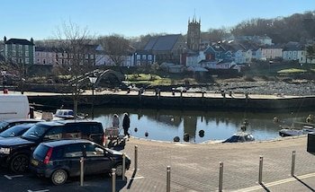 Arosfa Harbourside Guesthouse