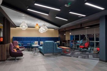 Tru by Hilton Manteca