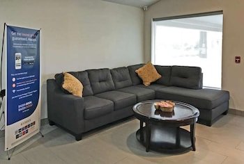 Rodeway Inn South