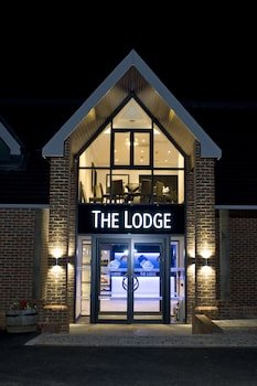 Kingswood Golf & Country Club