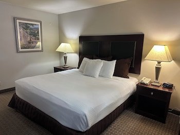 Shilo Inns Portland Airport