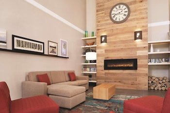 Country Inn & Suites by Radisson, Madison Southwest, WI