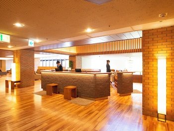 Manseikaku Lakeside Terrace