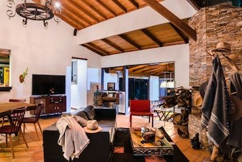 Kawa Mountain Retreat