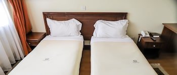 Maxoil Hotel