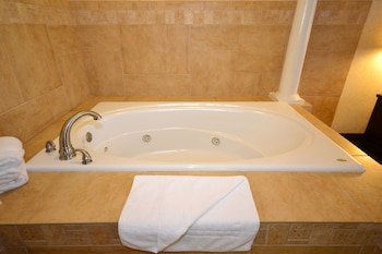 Best Western Plus Main Street Inn