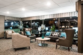 Days Hotel by Wyndham University Avenue Southeast